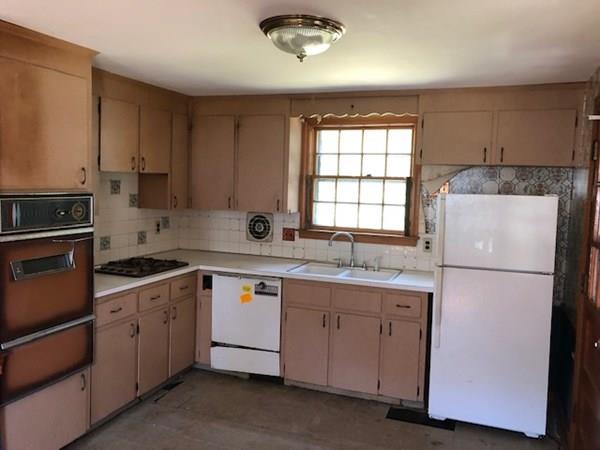 45 Poskus Street Stoughton, MA 02072 - Photo 9 of 12 Gallery Image 9