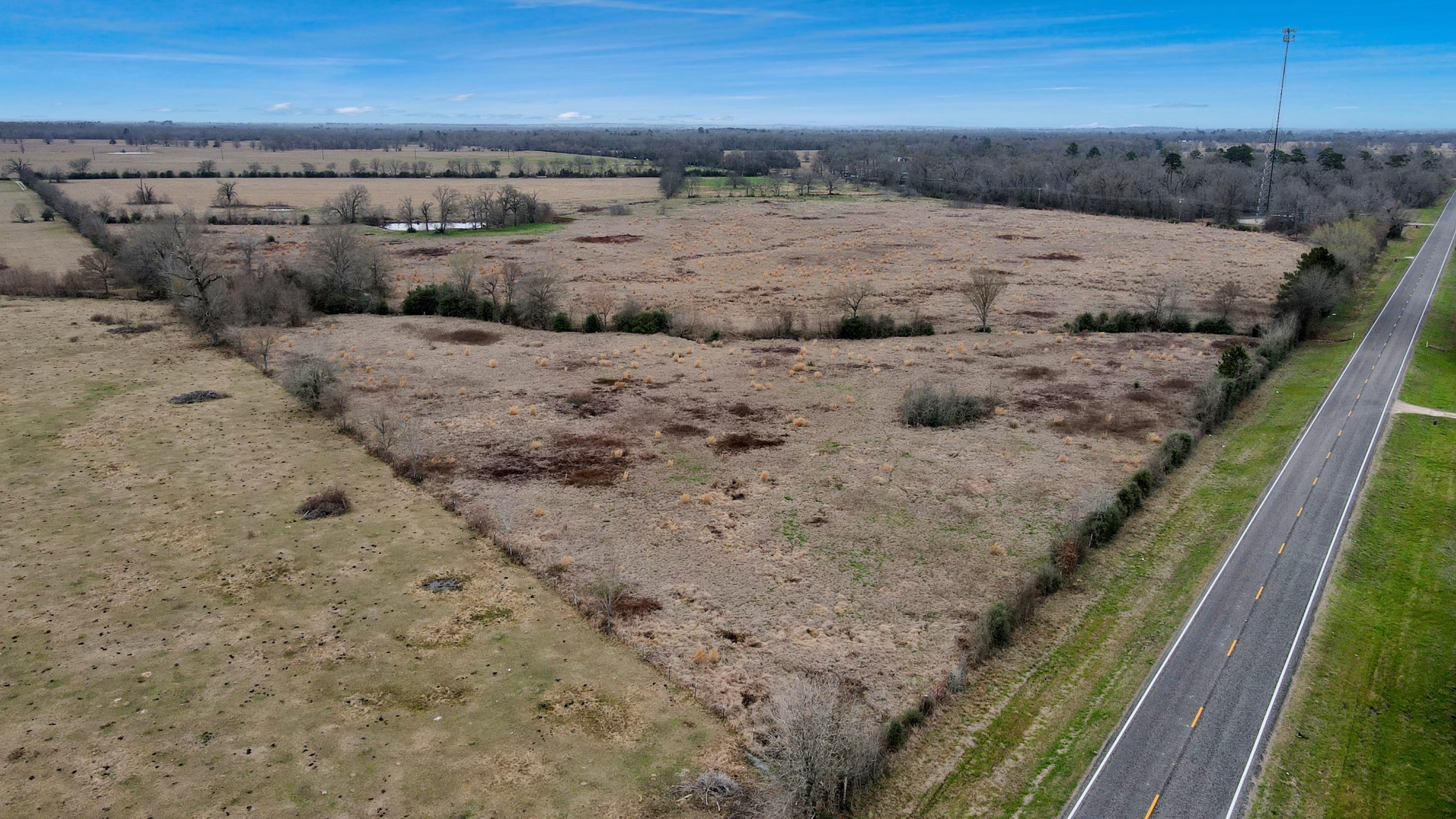 12755 Fm 230 Lovelady, TX 75851 - Photo 9 of 26 a view of roof with city view