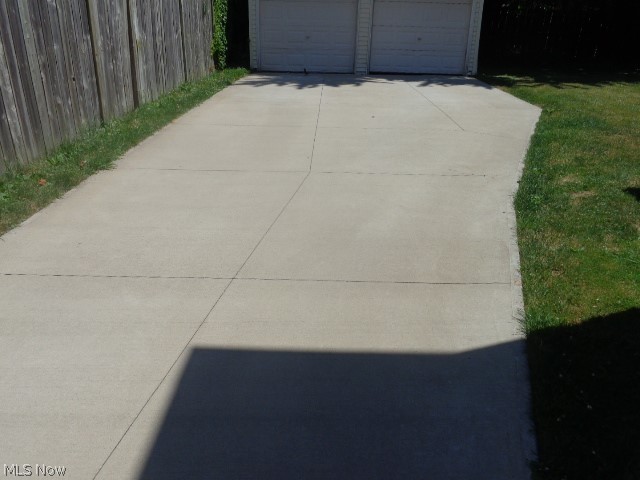 6217-6219 Stanbury Road Parma, OH 44129 - Photo 20 of 22 Newer Driveway