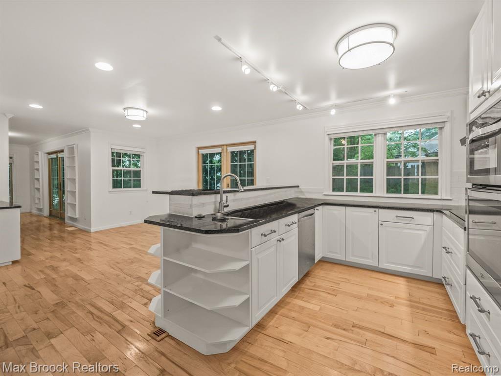 27180 Wellington Road Franklin, MI 48025 - Photo 14 of 29