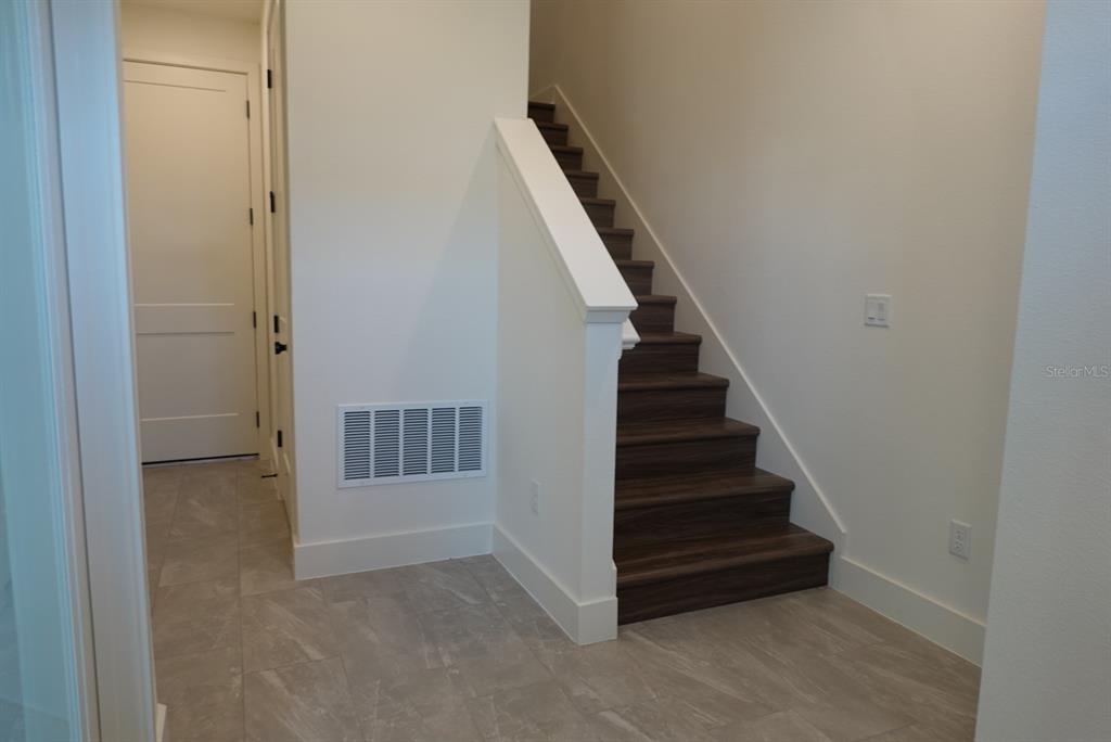 15250 Groveside Road Winter Garden, FL 34787 - Photo 4 of 15