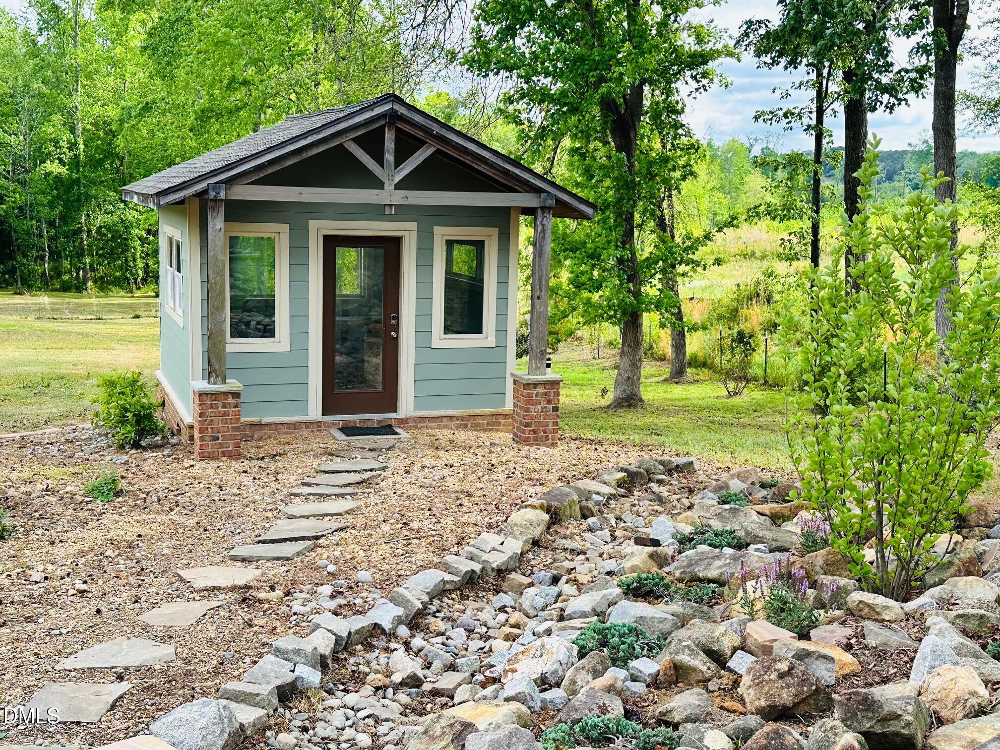 323 D Aquilla Road Benson, NC 27504 - Photo 27 of 28 Gallery Image 27