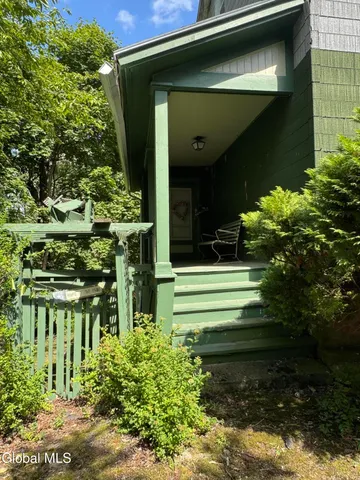 $199,000 | 2970 Salisbury Place, Stockport, NY 12534