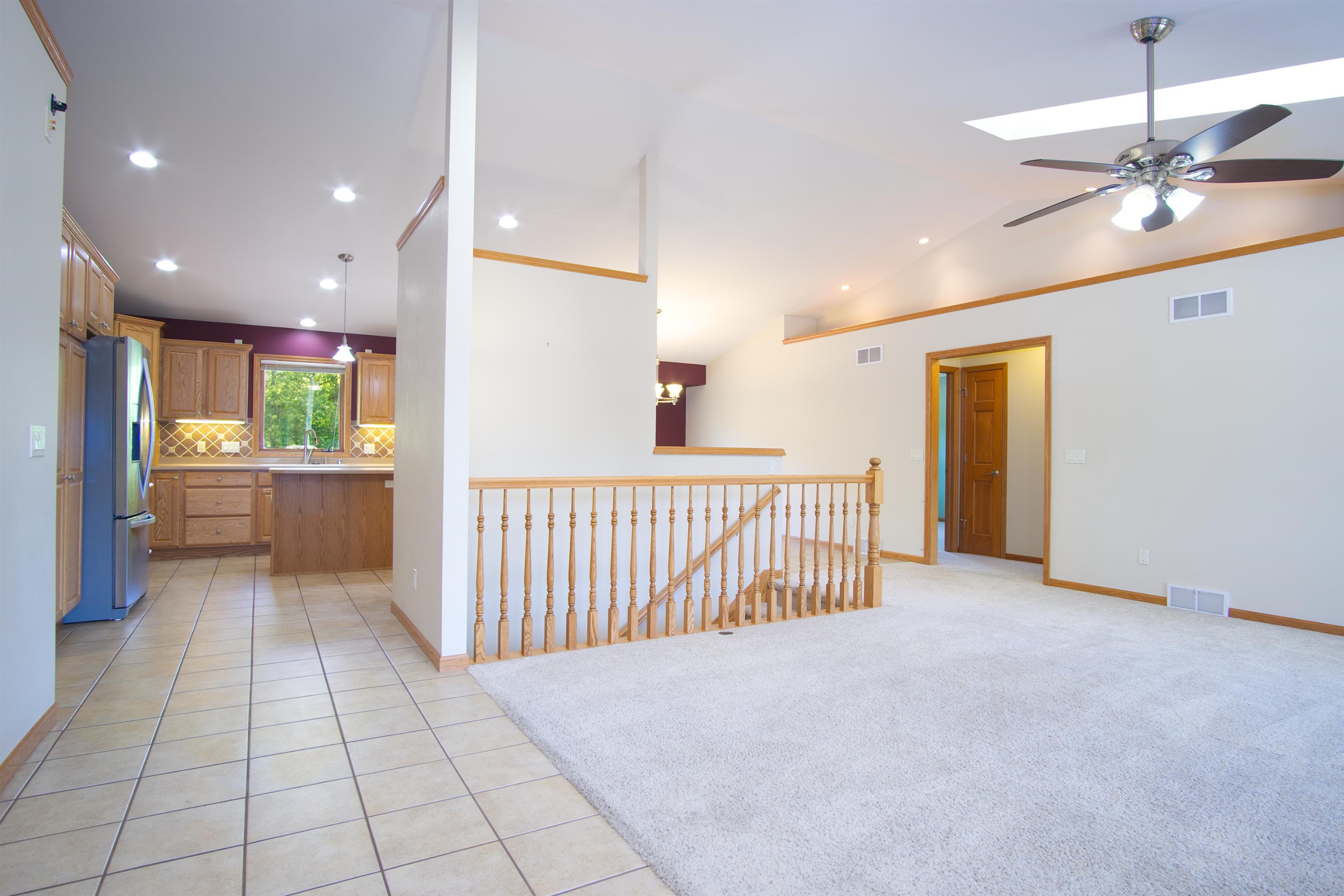 3096 Castleton Crossing Sun Prairie, WI 53590 - Photo 5 of 86 Gallery Image 5