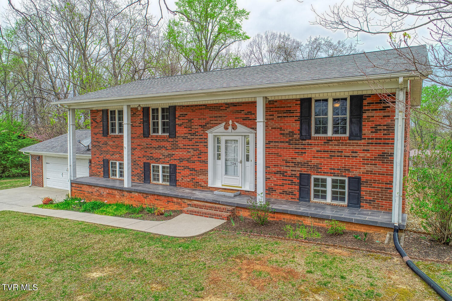 724 Greenbriar Road Talbott, TN 37877 - Photo 3 of 104 DBrown. 724 Greenbriar. Talbott MLSa (7
