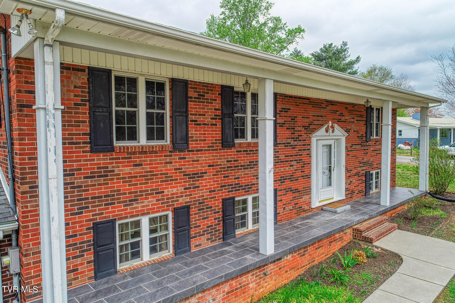 724 Greenbriar Road Talbott, TN 37877 - Photo 6 of 104 DBrown. 724 Greenbriar. Talbott MLSa (5