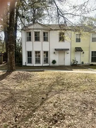 $1,500 | 211 West 9th Avenue, Covington, LA 70433