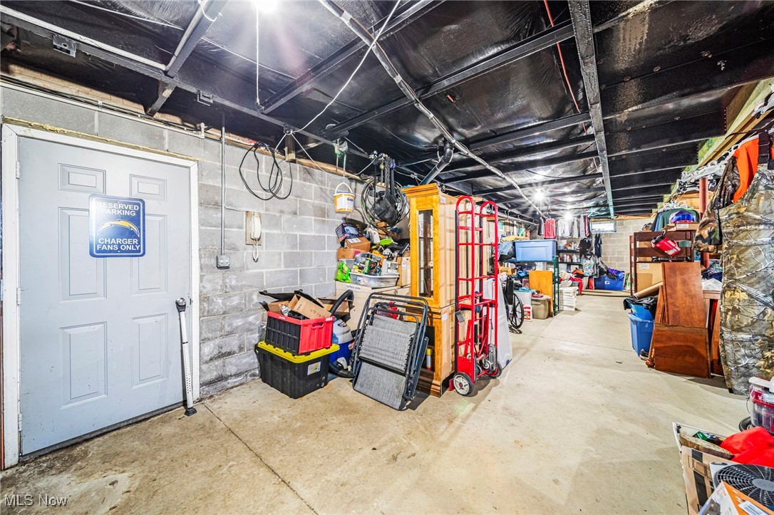6835 Sidley Road Thompson, OH 44086 - Photo 32 of 39 Unfinished basement featuring concrete block wall