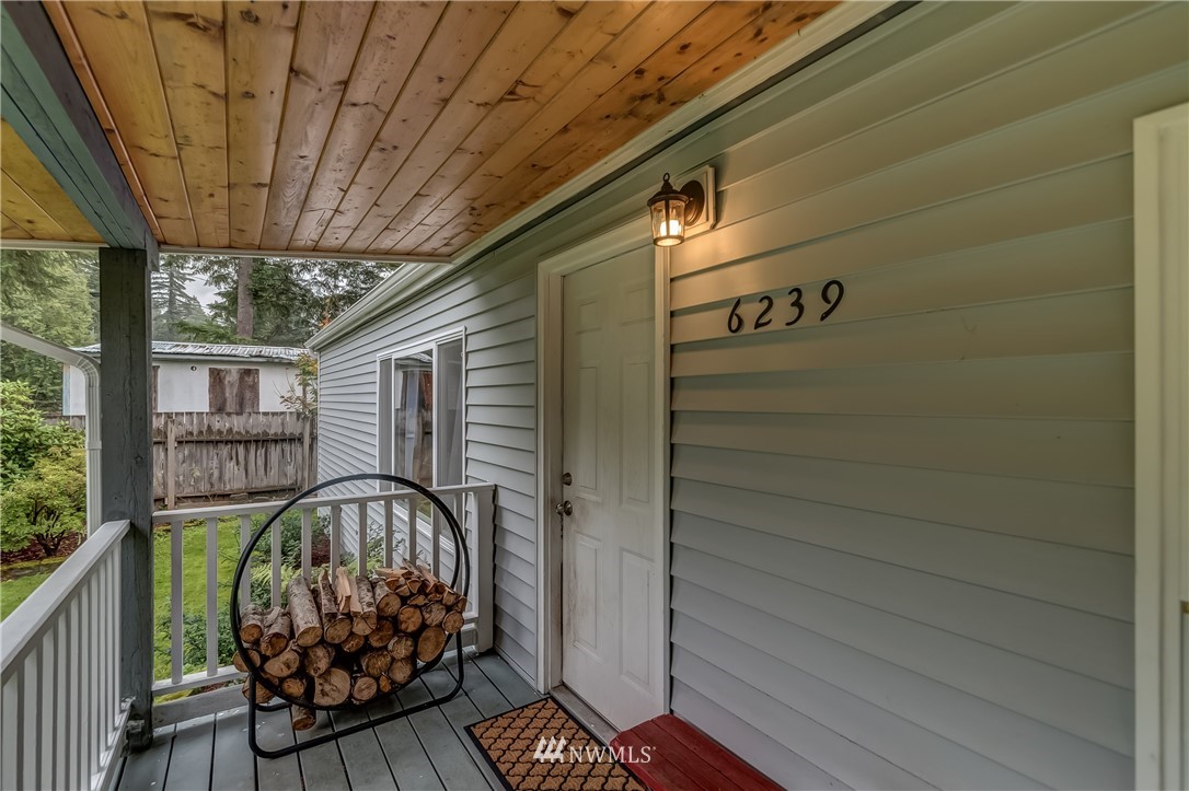 6239 Azure Way Maple Falls, WA 98266 - Photo 3 of 25 Gallery Image 3