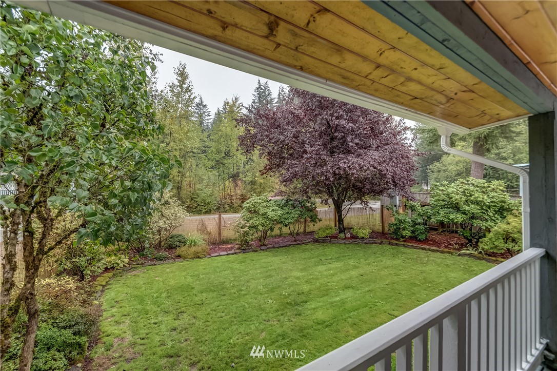 6239 Azure Way Maple Falls, WA 98266 - Photo 4 of 25 Gallery Image 4