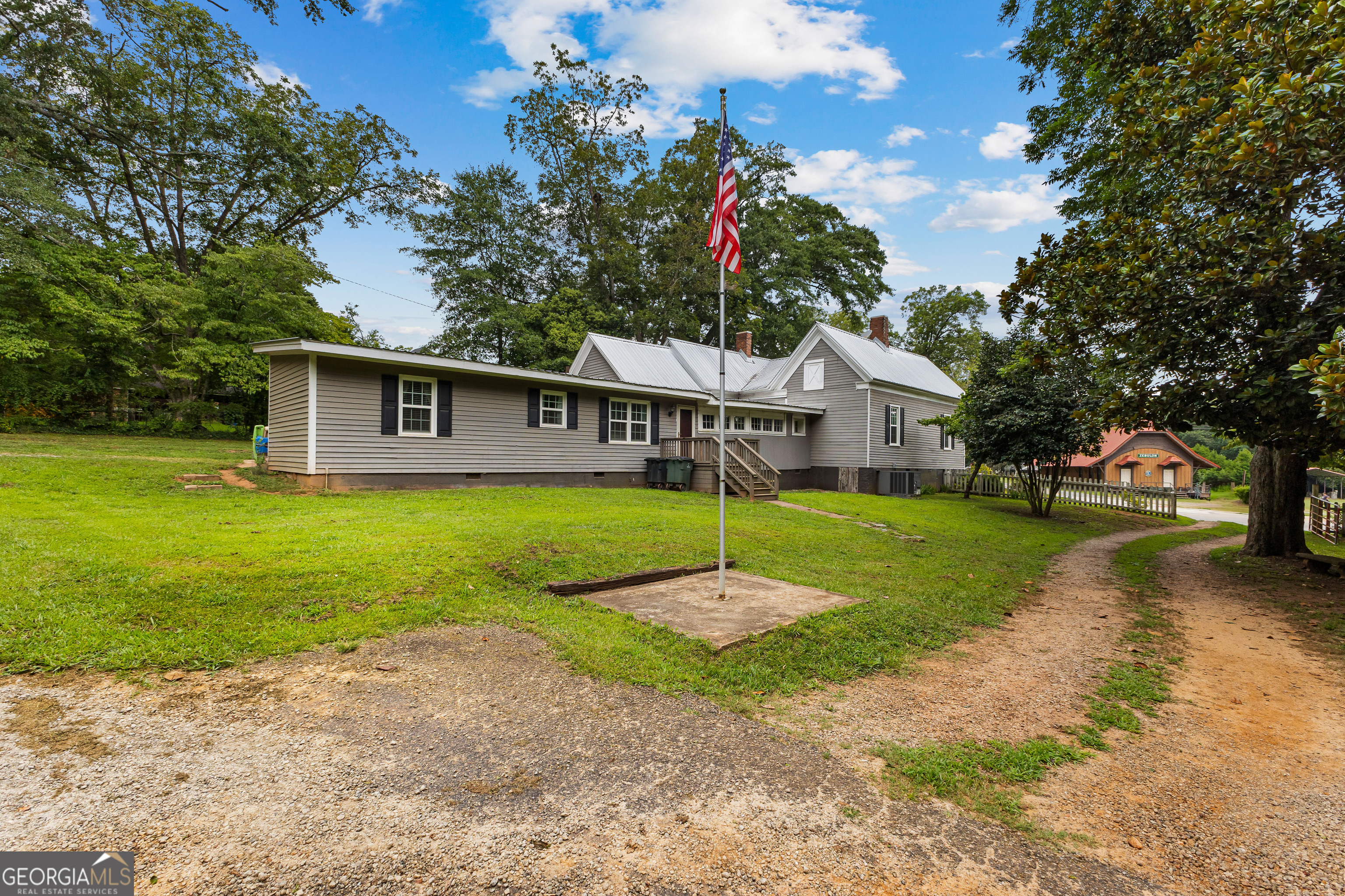 16156 Barnesville Street Zebulon, GA 30295 - Photo 4 of 50