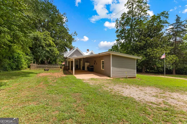 $335,000 | 16156 Barnesville Street, Zebulon, GA 30295
