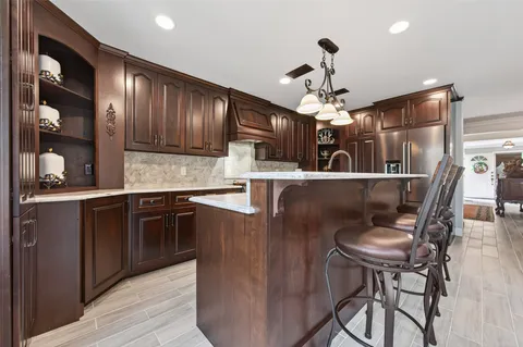 $249,000 | 11622 Village Pl Drive, Unit 328, Houston, TX 77077