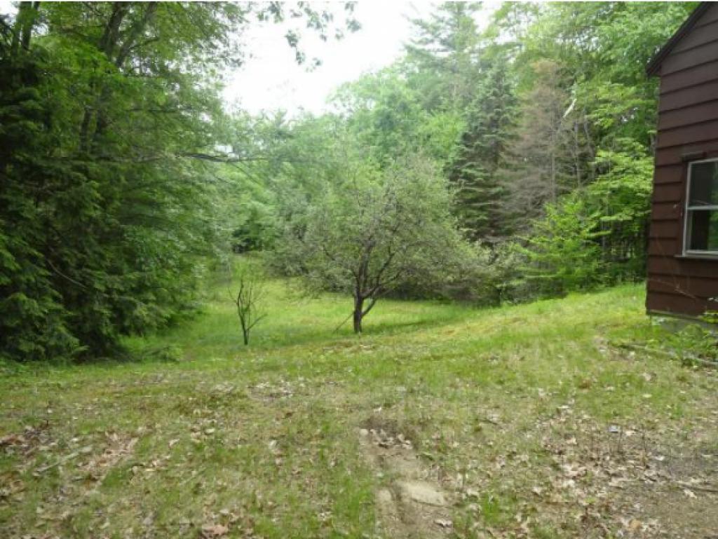 143 Nottingham Road Deerfield, NH 03037 - Photo 2 of 20