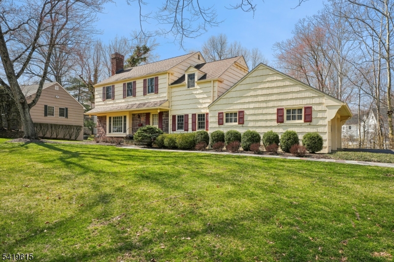 151 Mohawk Road Short Hills, NJ 07078 - Photo 2 of 47