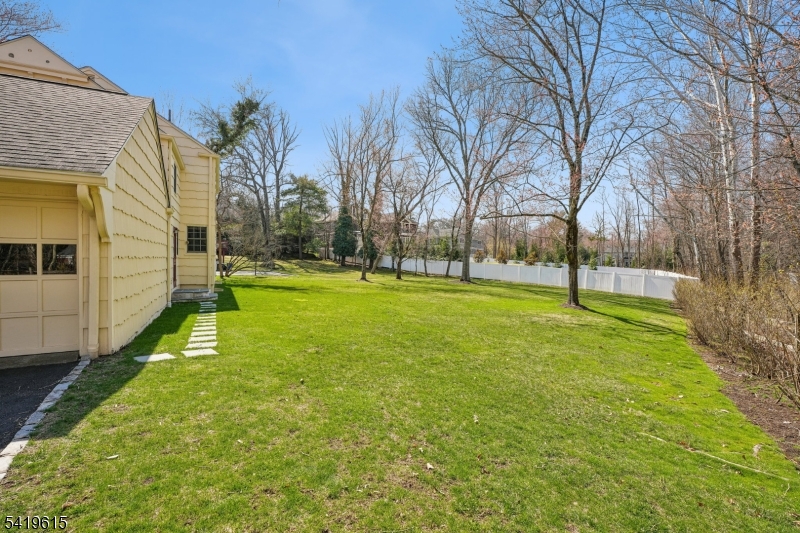 151 Mohawk Road Short Hills, NJ 07078 - Photo 37 of 47