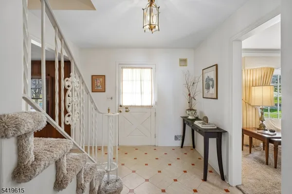 $1,750,000 | 151 Mohawk Road, Short Hills, NJ 07078