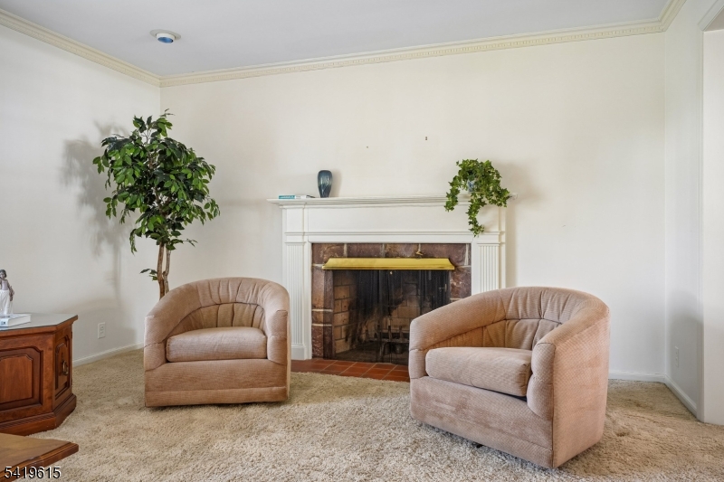 151 Mohawk Road Short Hills, NJ 07078 - Photo 10 of 47