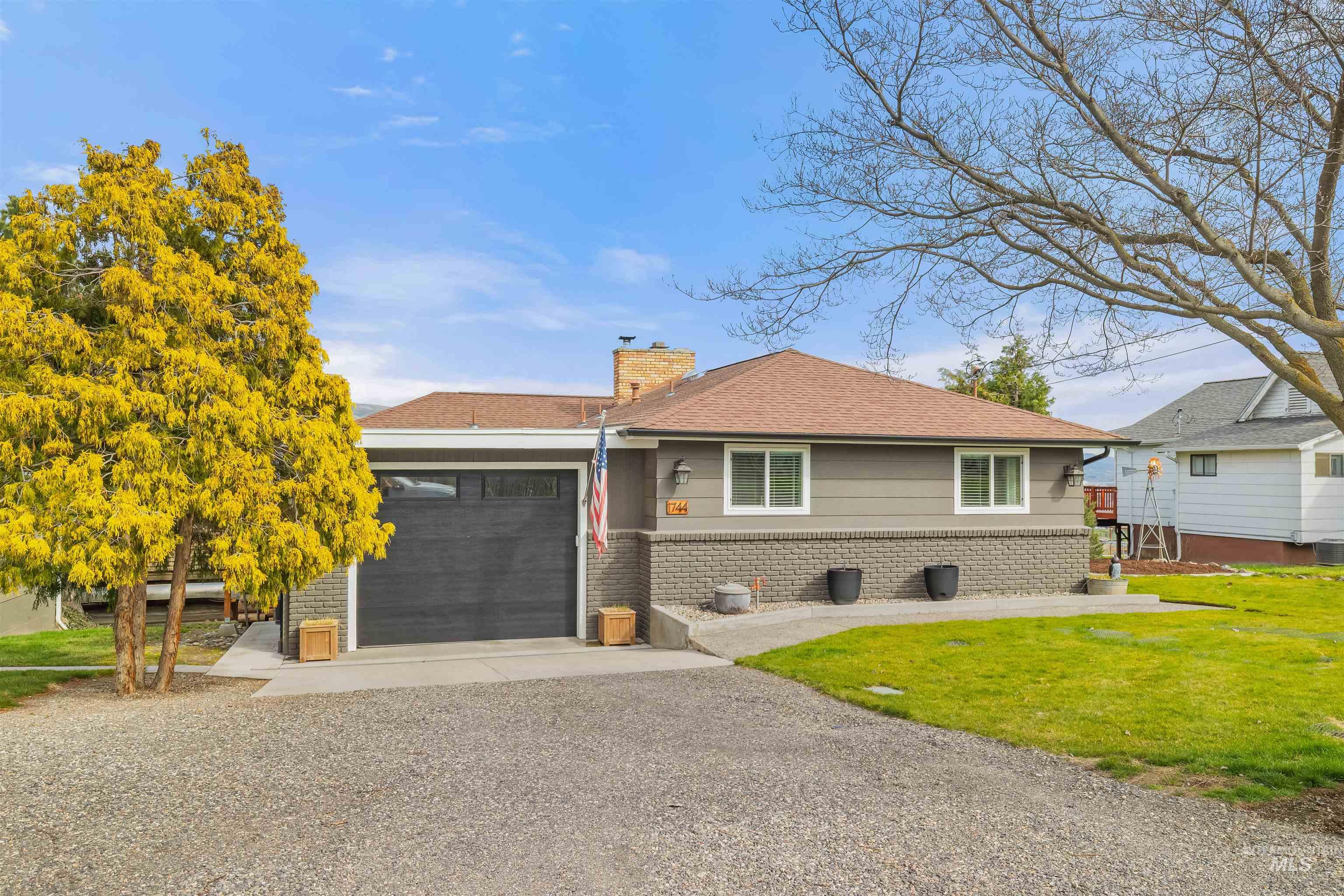 1744 Valleyview Drive Clarkston, WA 99403 - Photo 39 of 42