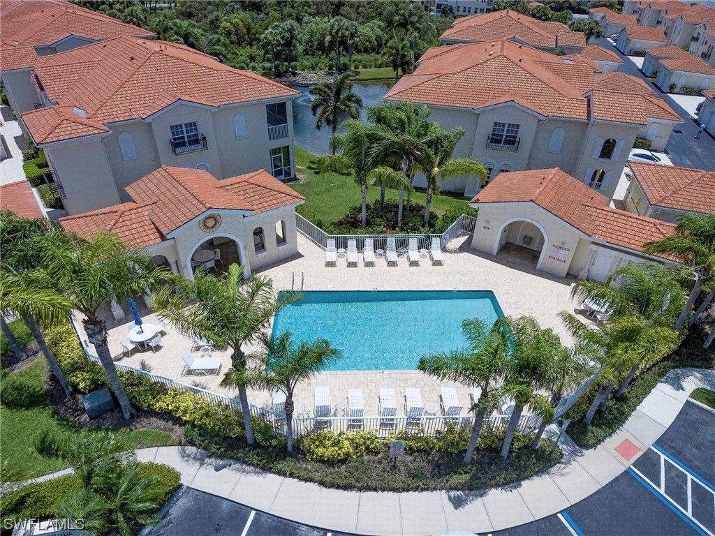 604 Ravinia Circle, Unit 604 Venice, FL 34292 - Photo 6 of 37 an aerial view of a house