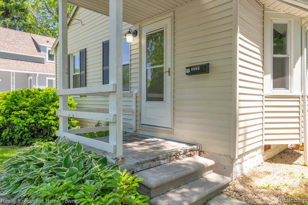 2720 Walnut Street Port Huron, MI 48060 - Photo 5 of 26