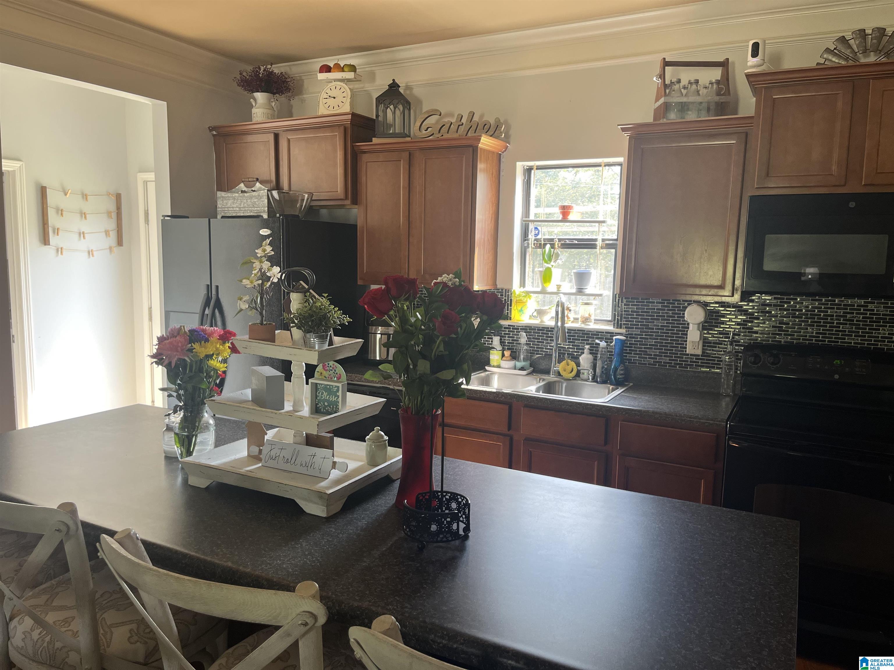 180 Enclave Avenue Calera, AL 35040 - Photo 3 of 10