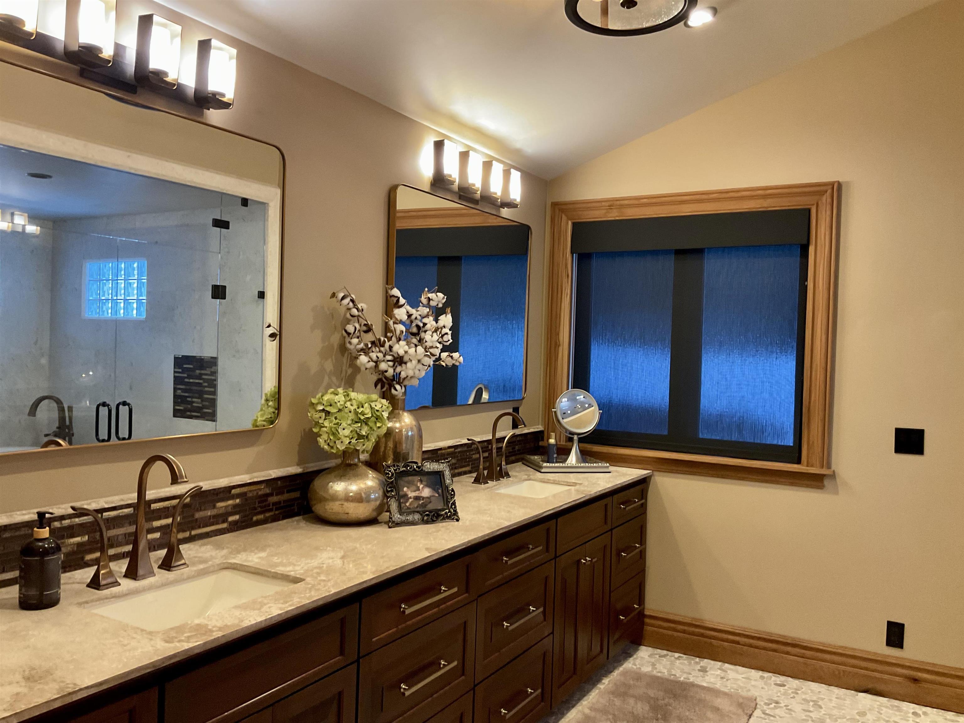 421 Ranch Road Mammoth Lakes, CA 93546 - Photo 32 of 50 Gallery Image 32