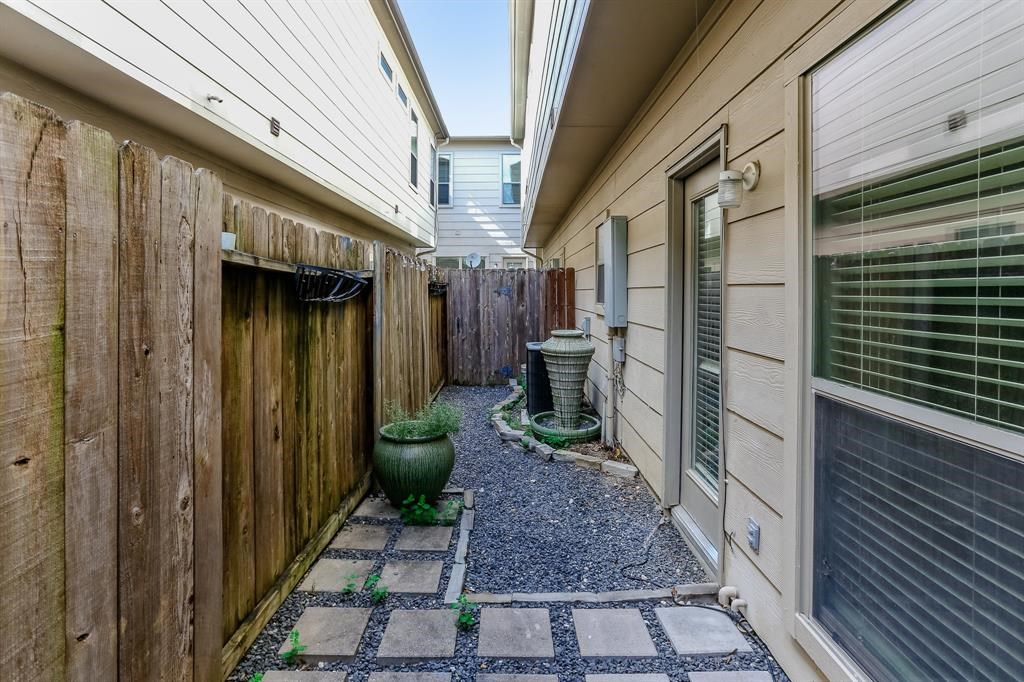 4030 Center Street Houston, TX 77007 - Photo 25 of 30