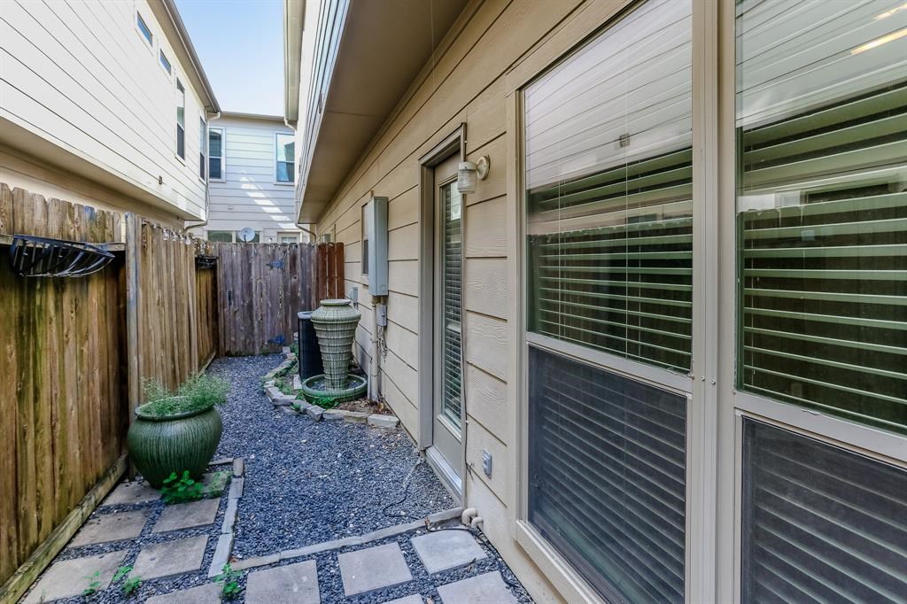 4030 Center Street Houston, TX 77007 - Photo 26 of 30