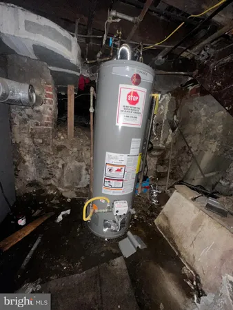a view of utility room