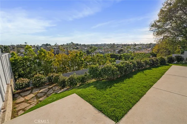 $9,000 | 1314 10th Street, Manhattan Beach, CA 90266
