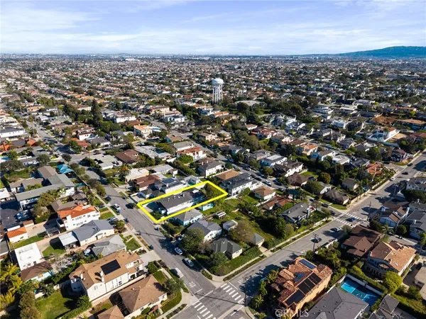 $9,000 | 1314 10th Street, Manhattan Beach, CA 90266