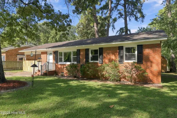 $199,000 | 27 Croatan Avenue, Bath, NC 27808
