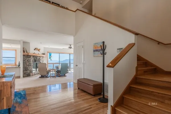 $1,149,000 | 653 Mountain View Drive, Swall Meadows, CA 93514