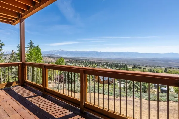 $1,149,000 | 653 Mountain View Drive, Swall Meadows, CA 93514