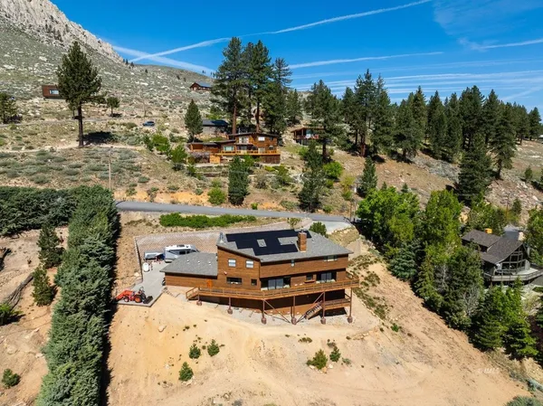$1,149,000 | 653 Mountain View Drive, Swall Meadows, CA 93514