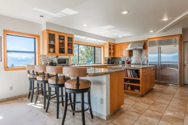 $1,149,000 | 653 Mountain View Drive, Swall Meadows, CA 93514