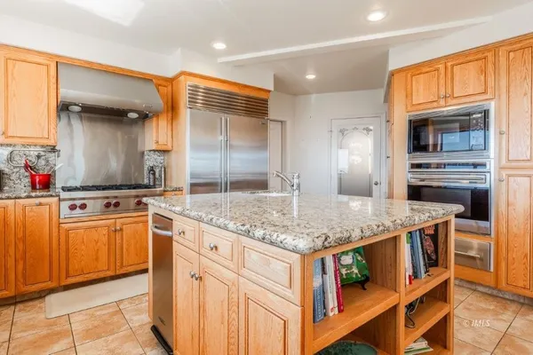 $1,149,000 | 653 Mountain View Drive, Swall Meadows, CA 93514