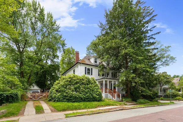 $10,900 | 12 Windermere Avenue, Unit 1, Arlington, MA 02476