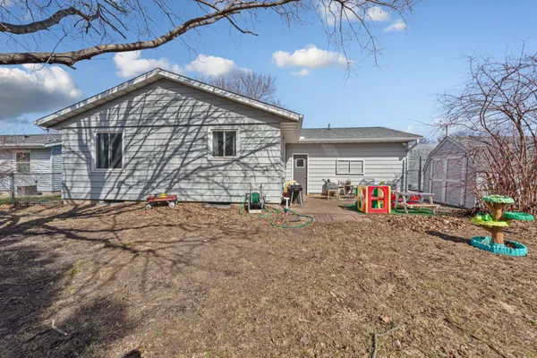 $264,900 | 3 Devonshire Place, Mankato, MN 56001