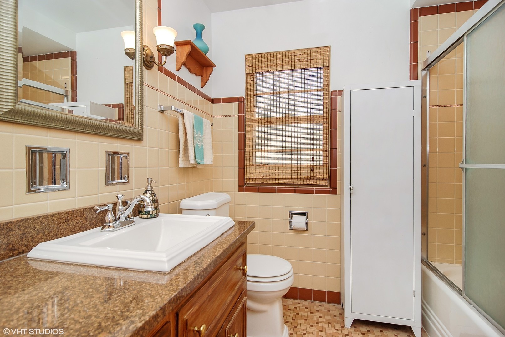 375 Uvedale Road Riverside, IL 60546 - Photo 17 of 28