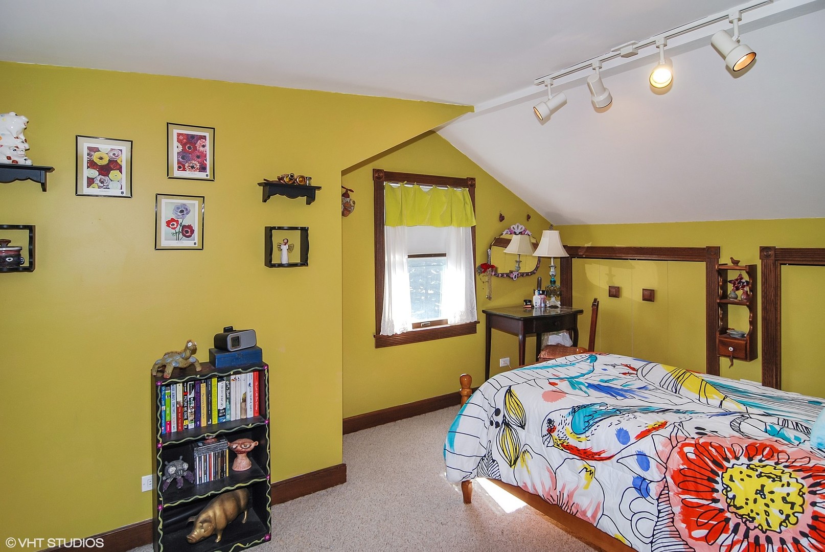 375 Uvedale Road Riverside, IL 60546 - Photo 18 of 28