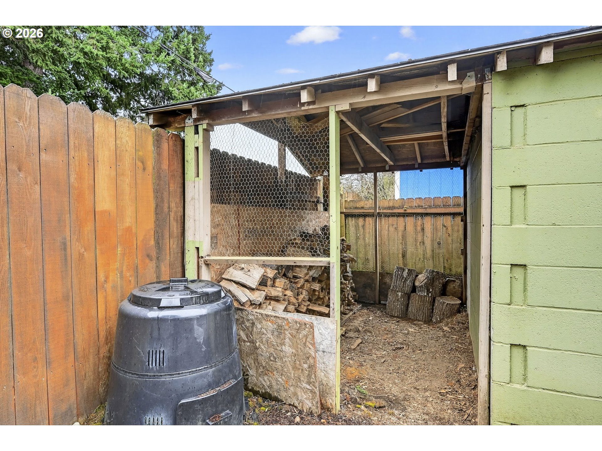 6128 Southeast Reedway Street Portland, OR 97206 - Photo 37 of 40 a view of walk in closet