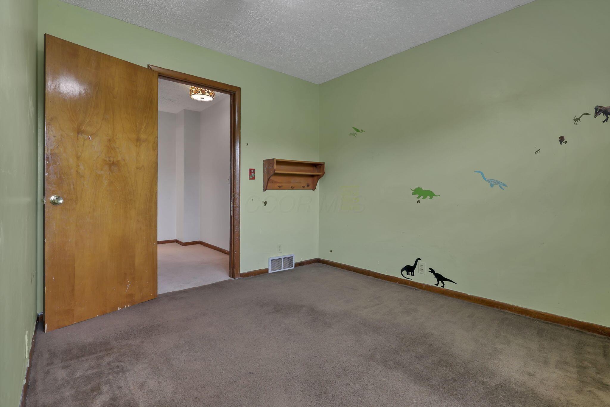 6605 Lancaster Road Hebron, OH 43025 - Photo 25 of 53 Bedroom