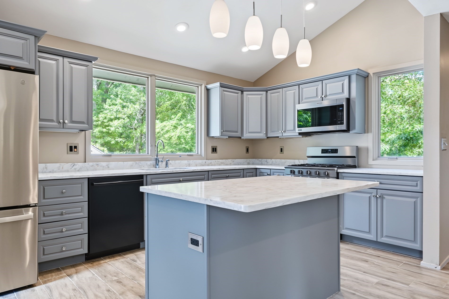 241 Perryville Road Rehoboth, MA 02769 - Photo 19 of 21 Gallery Image 19