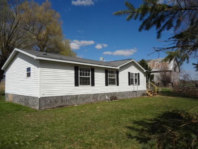 6696 Pakes Road Greenville, MI 48838 - Photo 5 of 19 029
