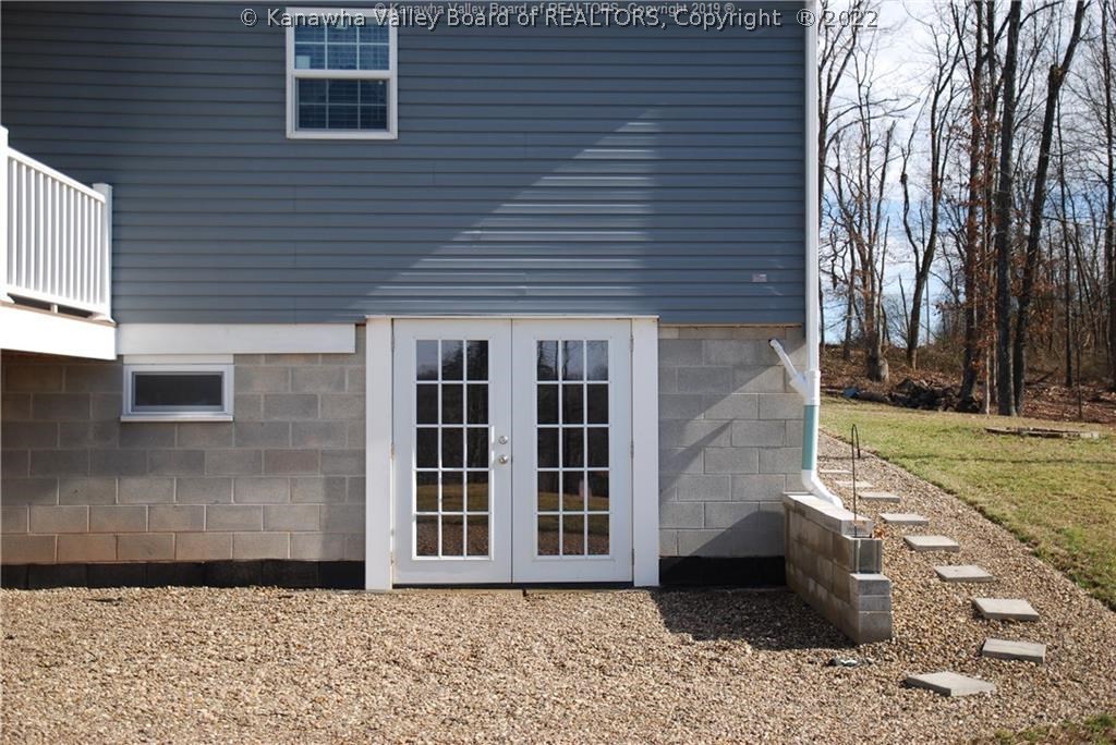 12584 Redmond Ridge Road Gallipolis Ferry, WV 25515 - Photo 6 of 30 Gallery Image 6