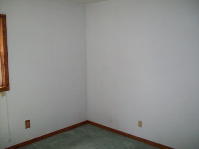 2303 Ashbourne Road Anderson, IN 46011 - Photo 8 of 12 Gallery Image 8