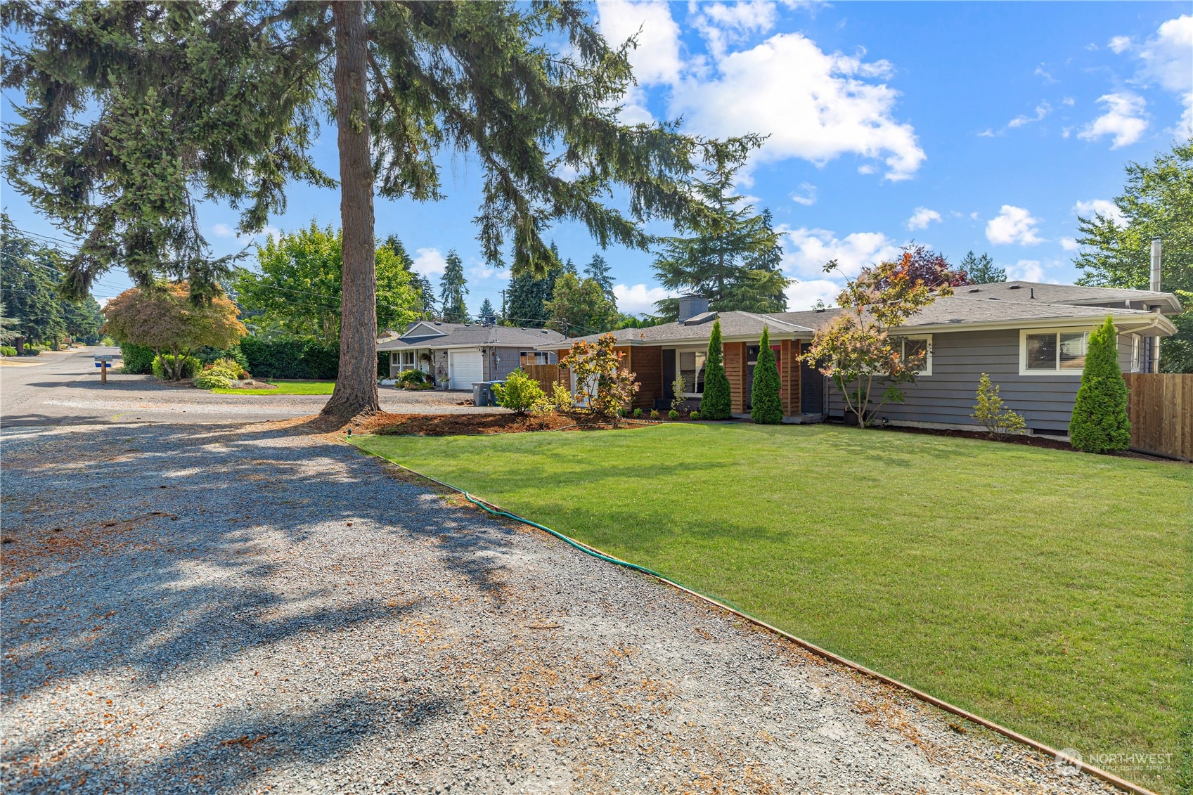 3208 Crystal Springs Road West University Place, WA 98466 - Photo 3 of 39 Gallery Image 3
