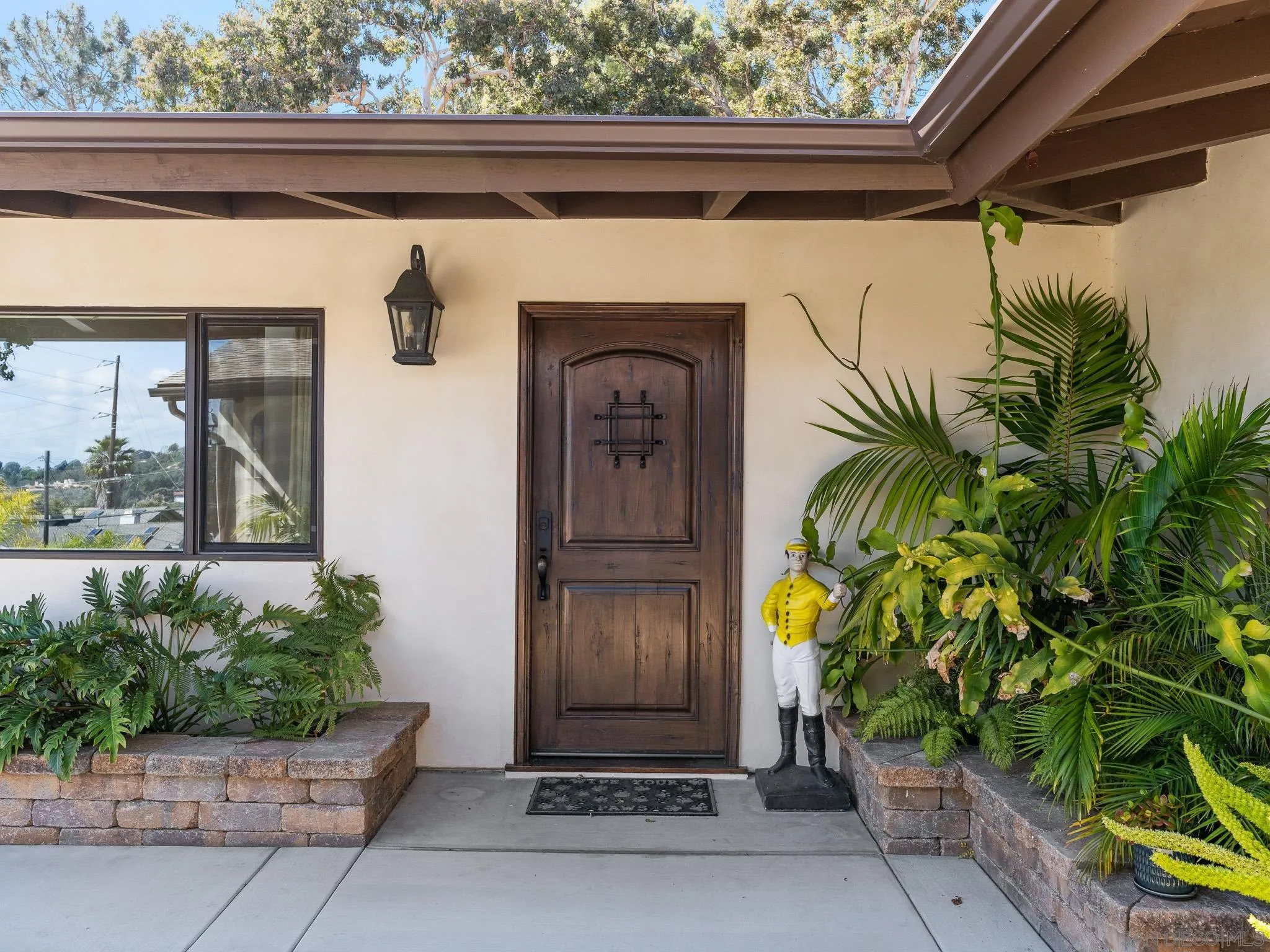 331 Glencrest Drive Solana Beach, CA 92075 - Photo 32 of 43 a front view of a house with a yard